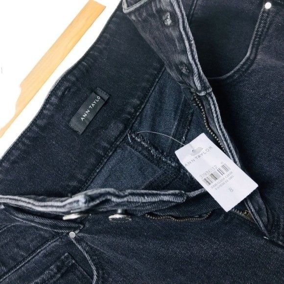 ANN TAYLOR The Straight Crop High Rise Jeans Size 8 - Picture 5 of 12